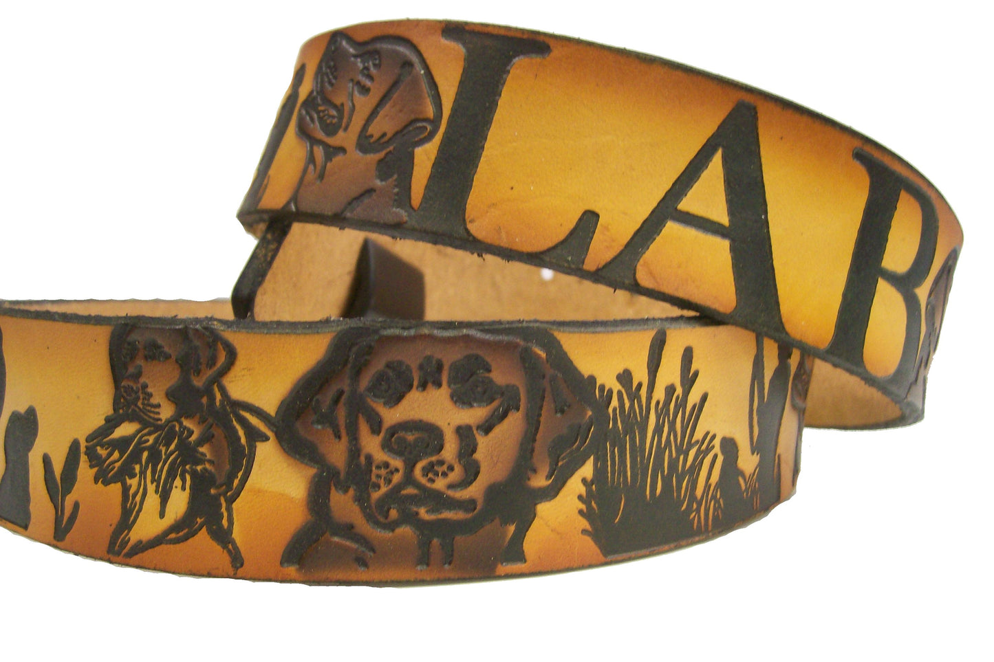 Labrador painted scene embossed leather belt